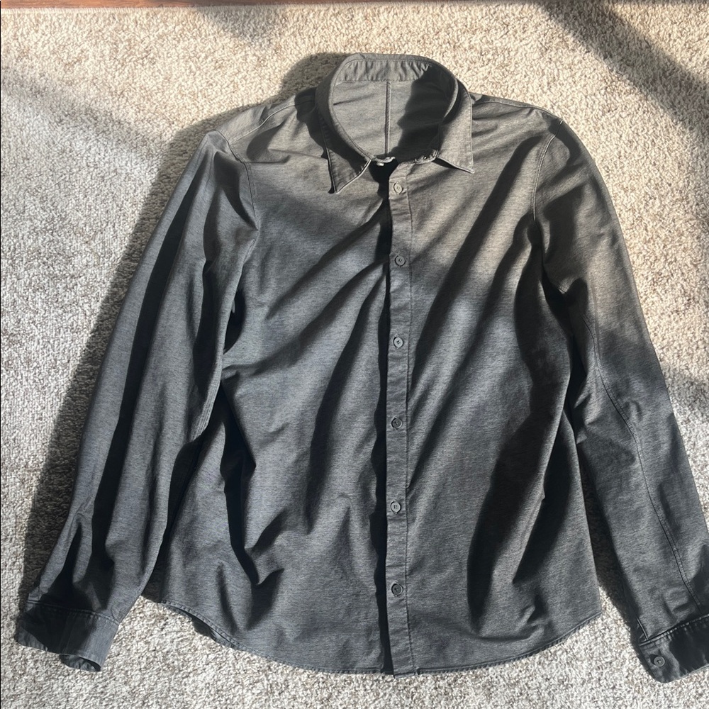 lululemon Men’s Gray Casual Button Down Shirt (L)